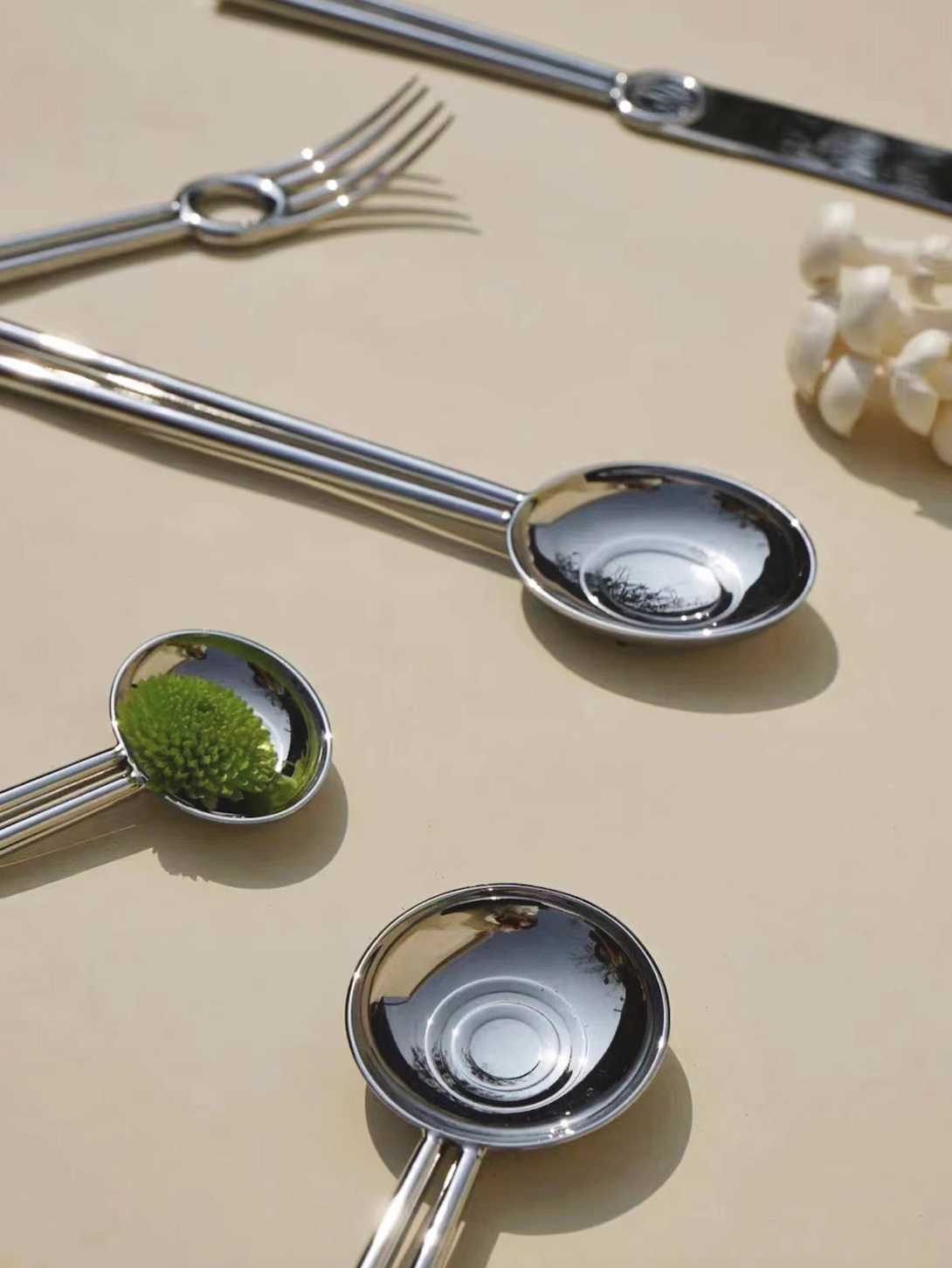 The Coming | Twin Tableware