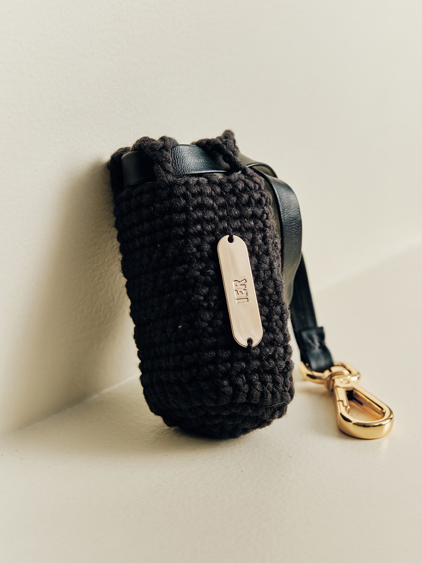 1ER | Handmade Poop Bags Carrier