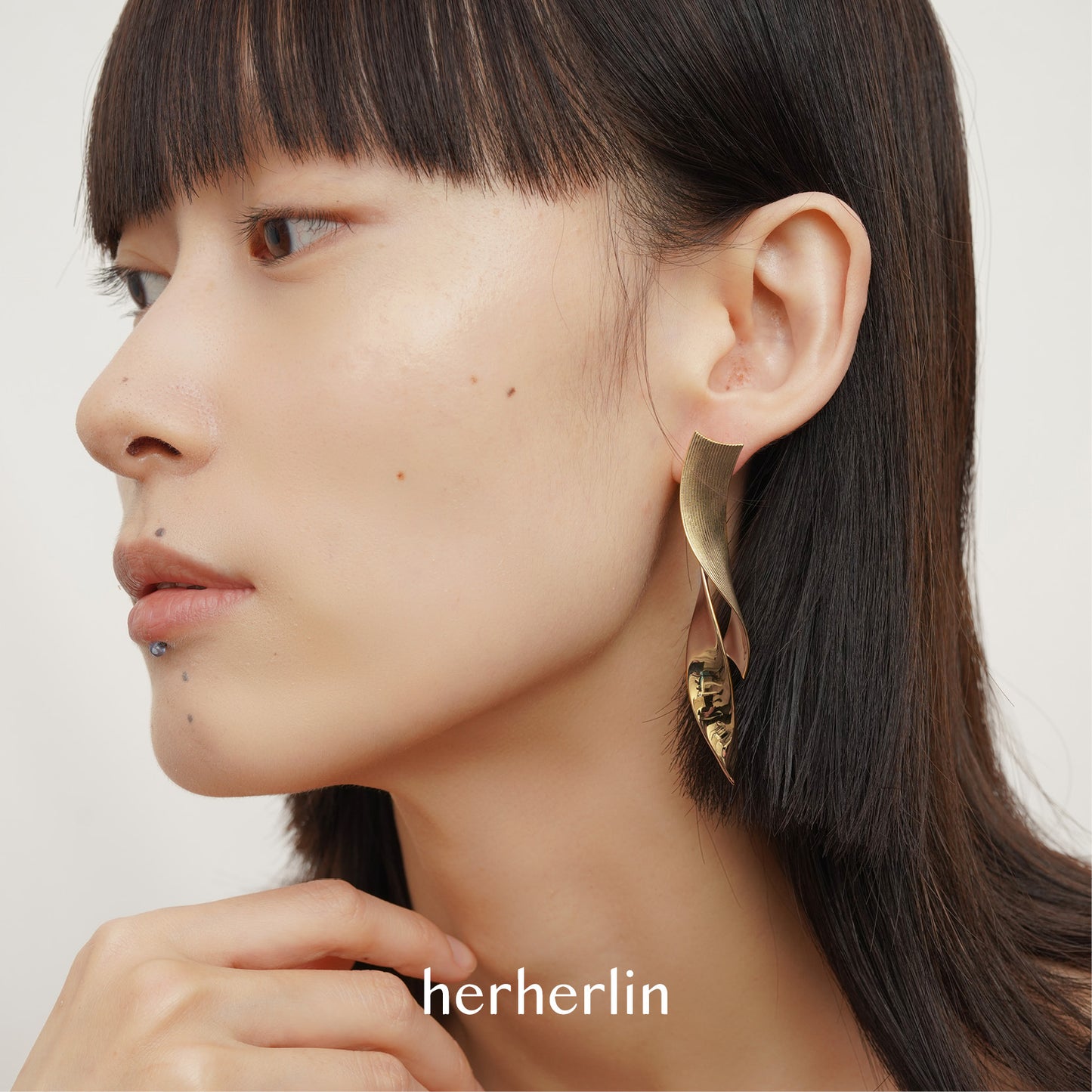 Herherlin | Corrugated Ribbon Earrings