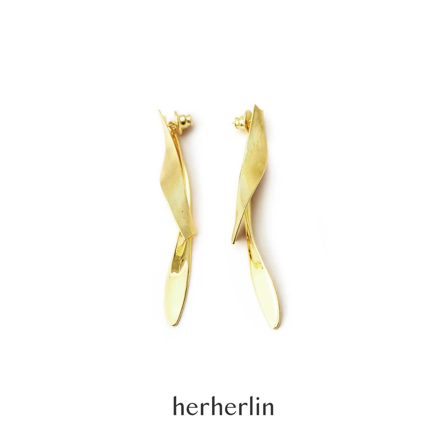 Herherlin | Corrugated Ribbon Earrings