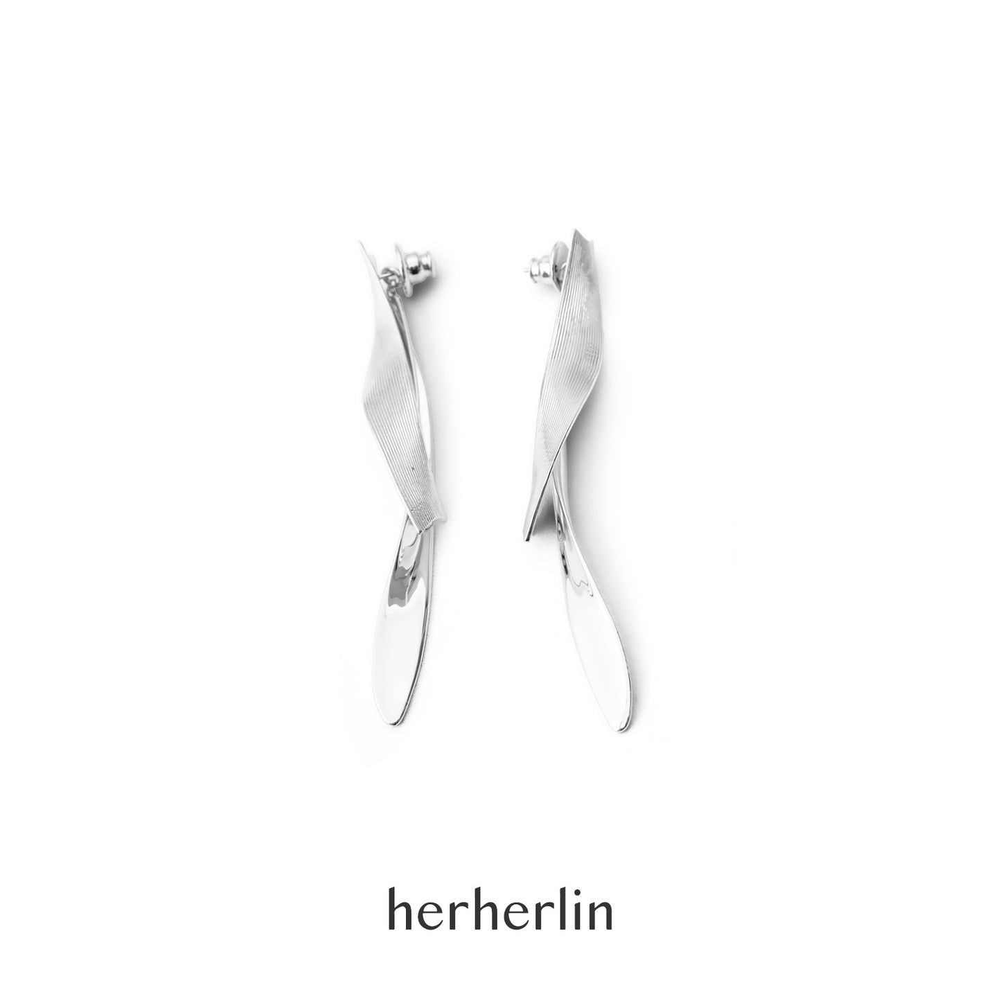 Herherlin | Corrugated Ribbon Earrings